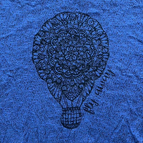 Light 3/4 Sleeve Graphic Print Sweater - Picture 3 of 4